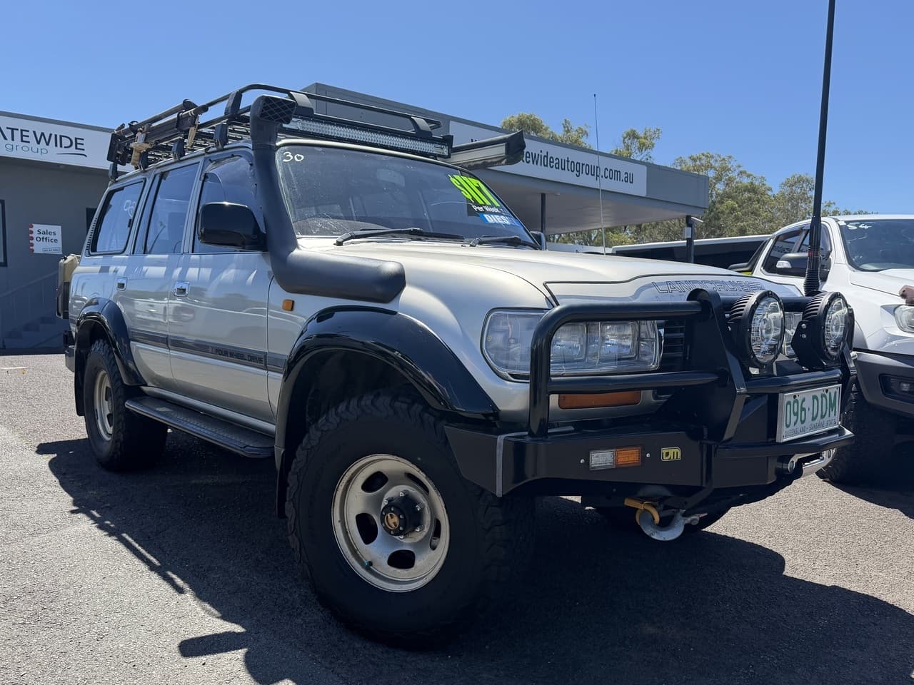 1995 Toyota Landcruiser HZJ80R DX (4x4) Silver 5 Speed Manual 4x4 Wagon — photo 1 of 22