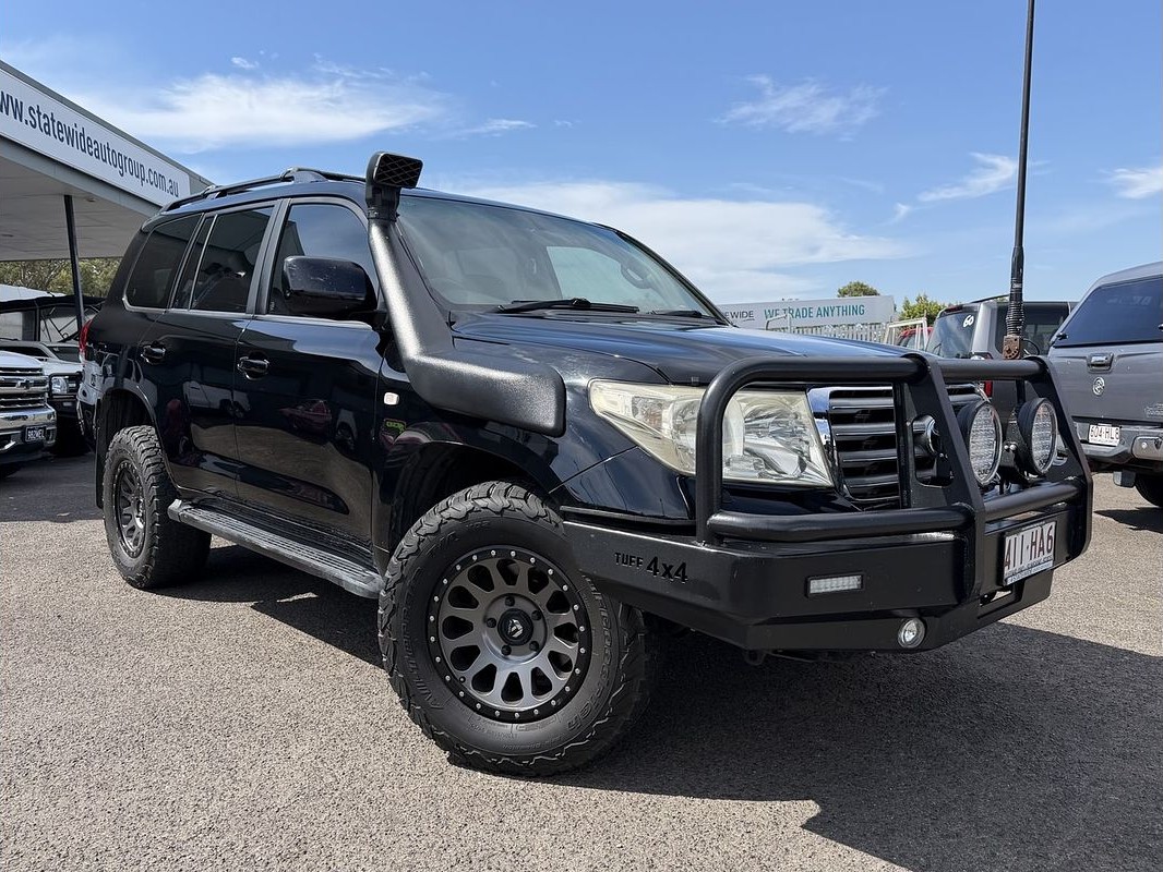 Statewide Auto Group used vehicle showroom image
